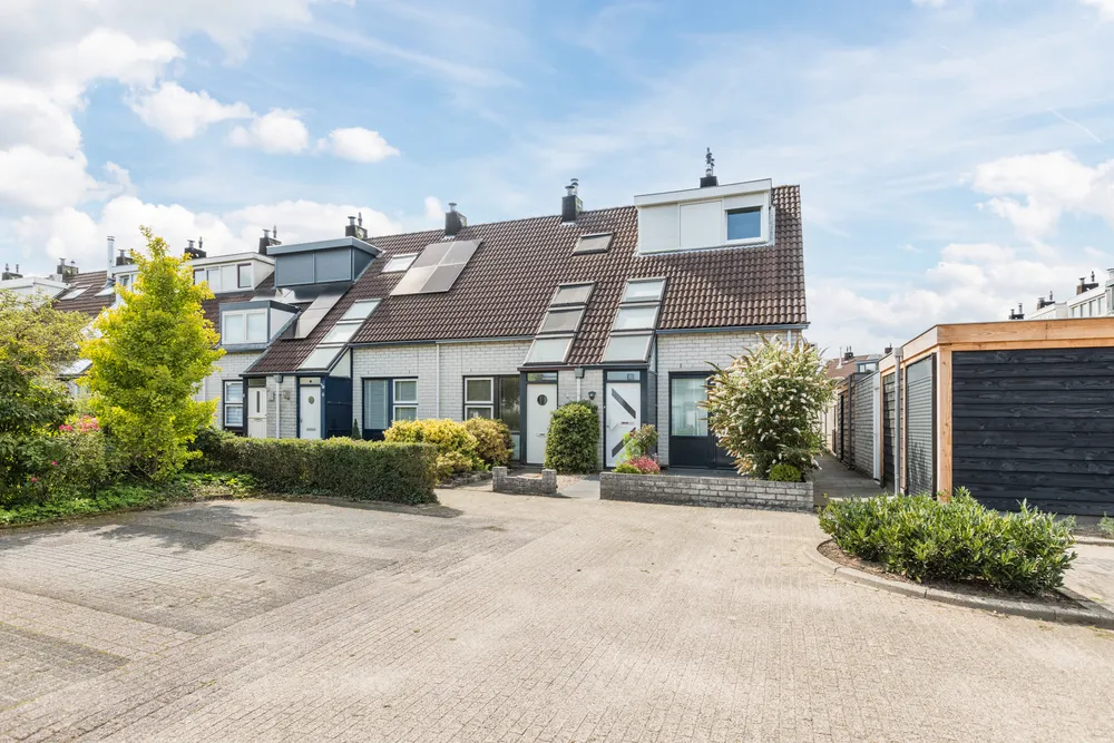 Van den Bergstraat 4